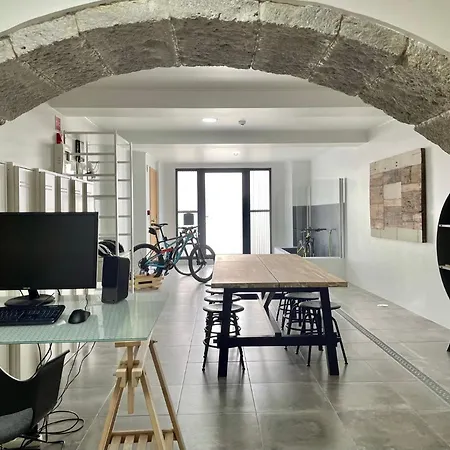 Pdl House * Ponta Delgada (Sao Miguel)