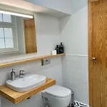 Pdl House *