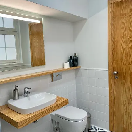 Pdl House *