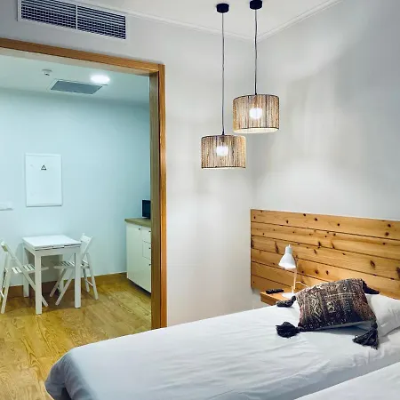 Pdl House * Ponta Delgada (Sao Miguel)