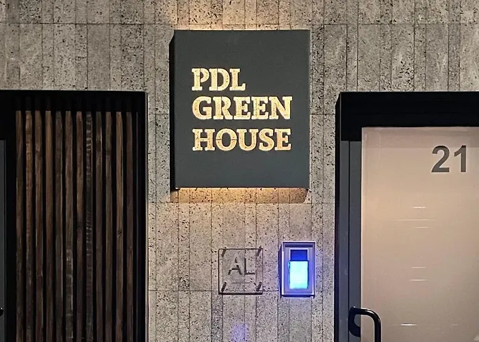 호스텔 Pdl House *